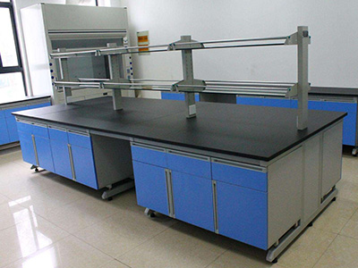 實(shí)驗(yàn)室實(shí)驗(yàn)臺材料使用標(biāo)準(zhǔn)是什么（一）